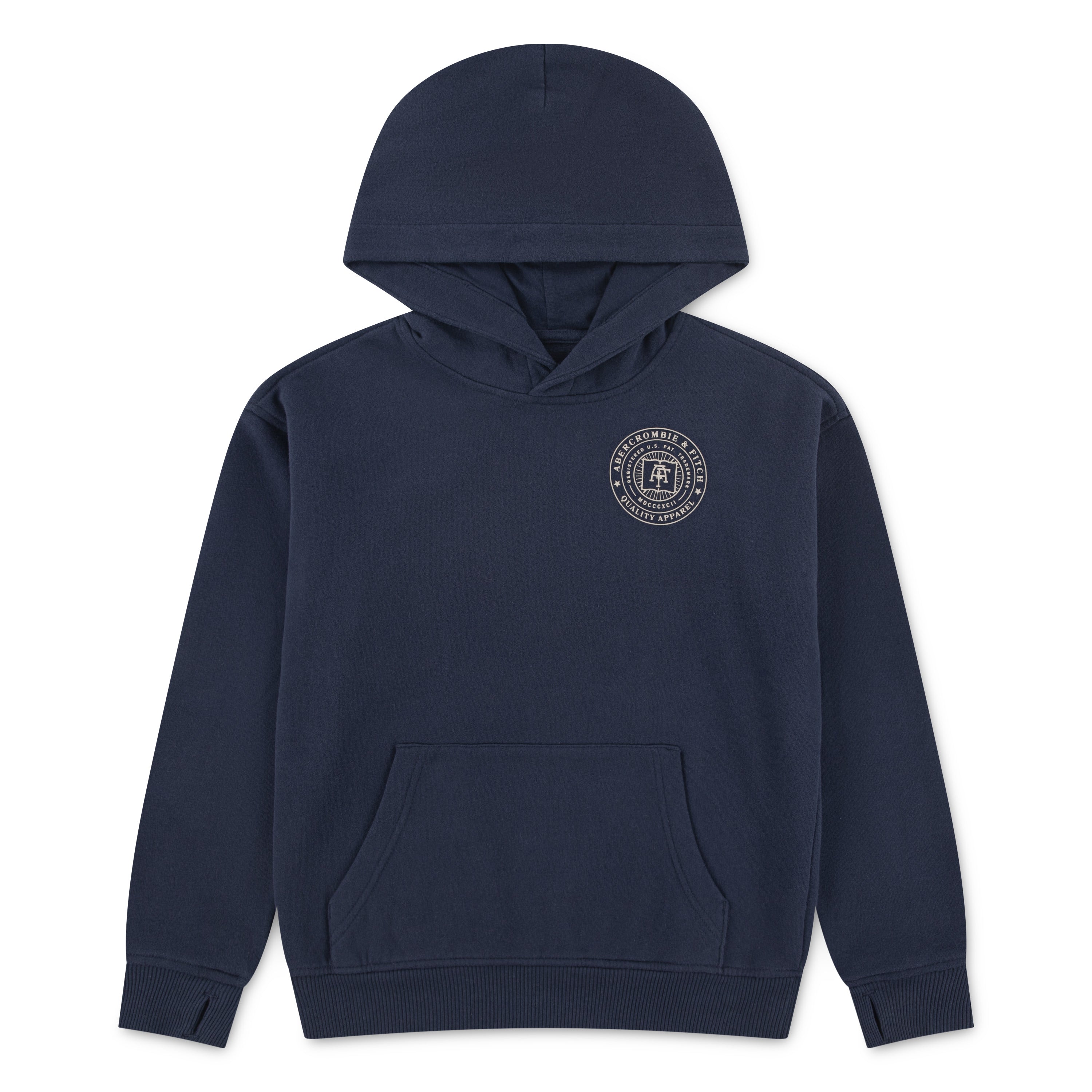 Featuring an iconic seal graphic and functional details, it's the perfect layer for school, sports, or weekend relaxation.