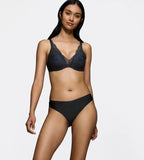 Triumph Body Make-Up Illusion Lace Wired Padded Bra