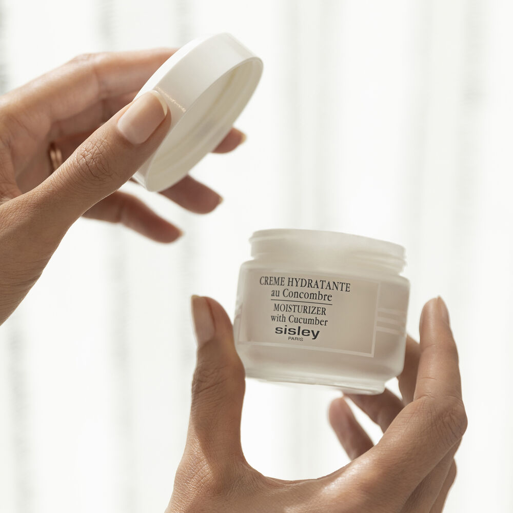 Sisley Moisturizer with Cucumber 50ml | Beauty | Beauty Selfcare | Beauty Selfcare Skincare | Moisturizer | Moisturizing Cream | Selfcare Sisley Moisturizer with Cucumber 50ml | Beauty | Beauty Selfcare | Beauty Selfcare Skincare | Moisturizer | Moisturizing Cream | Selfcare