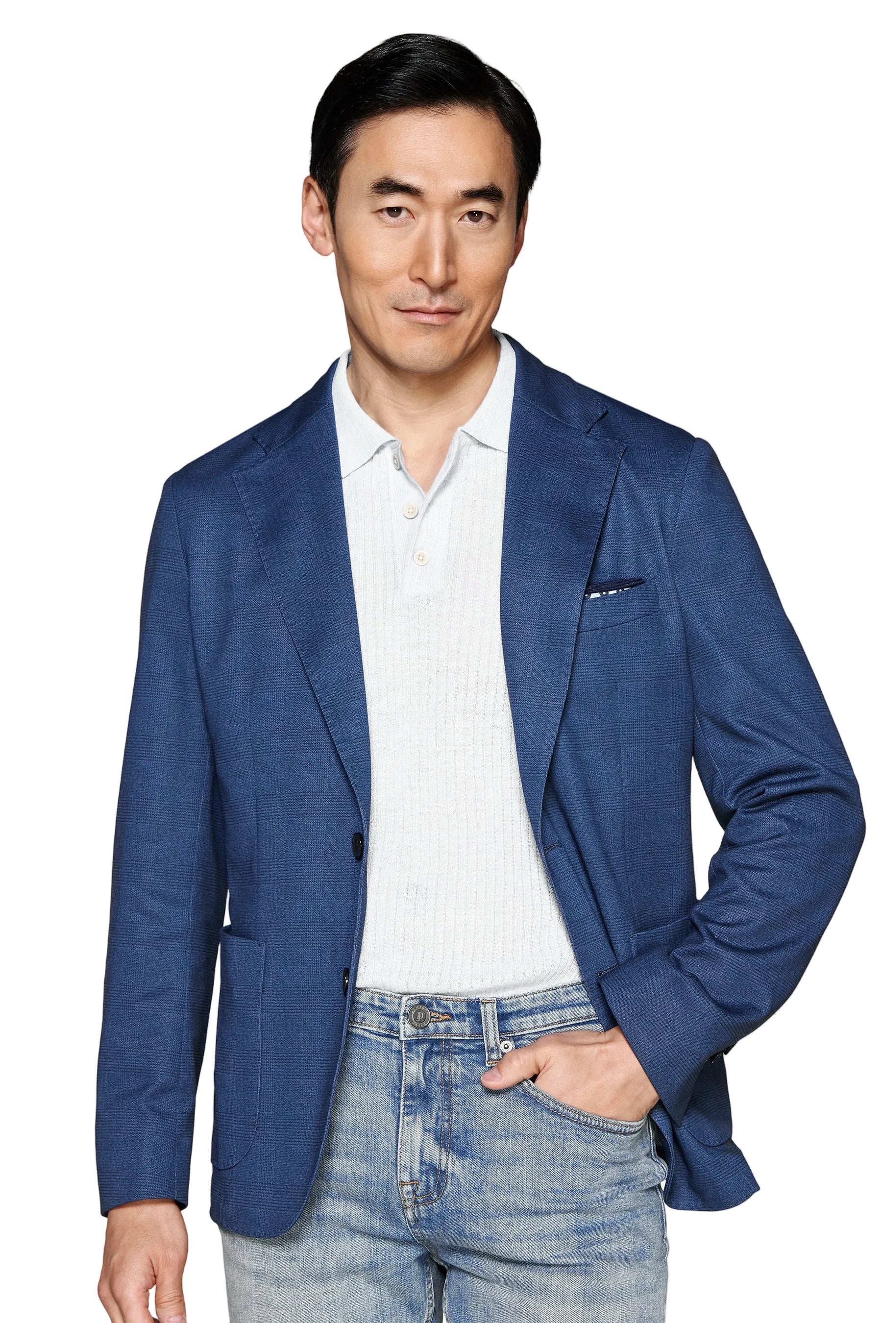 Blue single-breasted blazer with notched lapels, two front patch pockets, and a chest welt pocket.