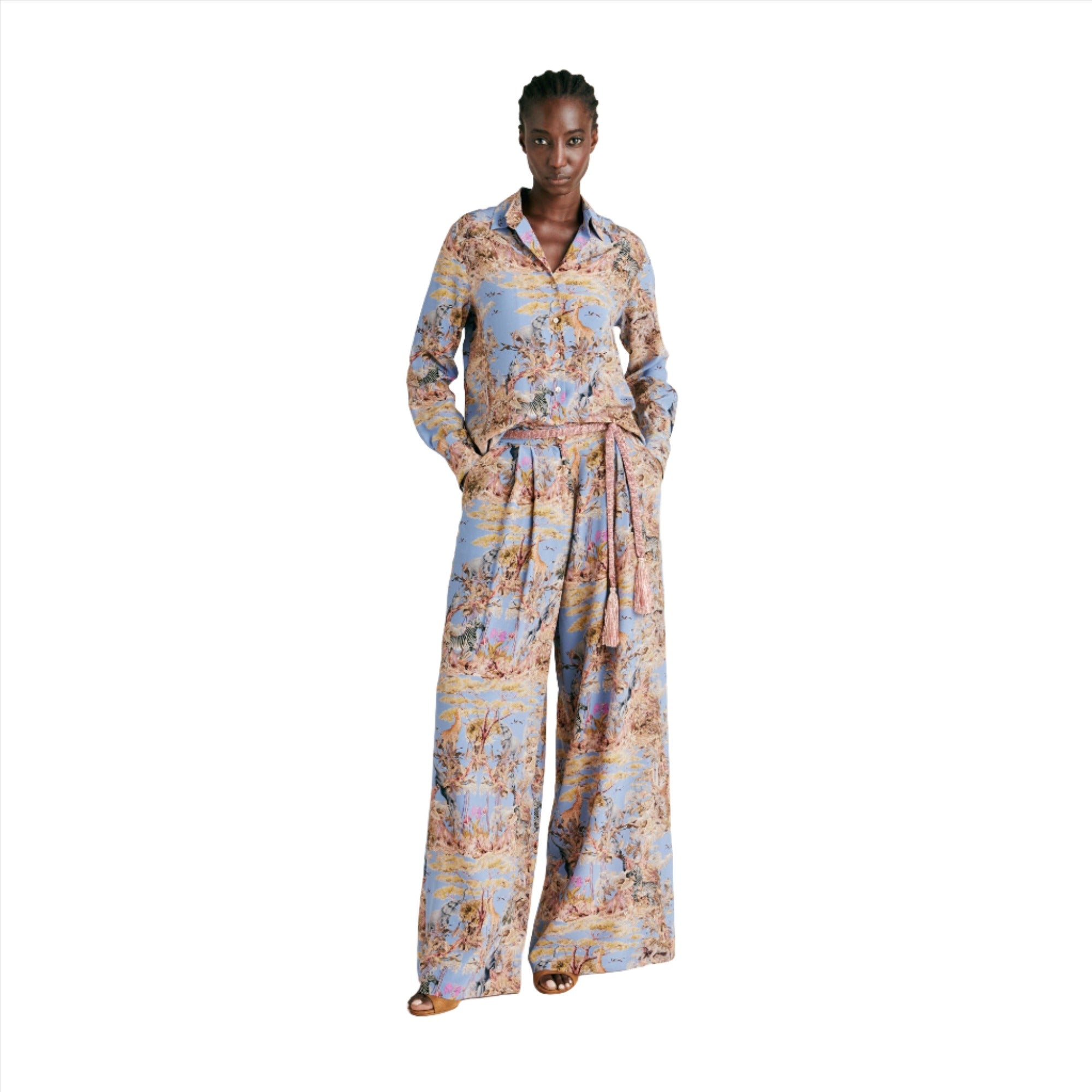 Momoni Women's Patrice Blue/Multi-color Pant In Crepe De Chine | Clothing | FYFL | GCC | Trouser | Trousers | Women | Women All Clothing | Women All Clothing Trousers | Women All Clothing Trousers Tailoring | Womens | Womens Fashion Momoni Women's Patrice Blue/Multi-color Pant In Crepe De Chine | Clothing | FYFL | GCC | Trouser | Trousers | Women | Women All Clothing | Women All Clothing Trousers | Women All Clothing Trousers Tailoring | Womens | Womens Fashion