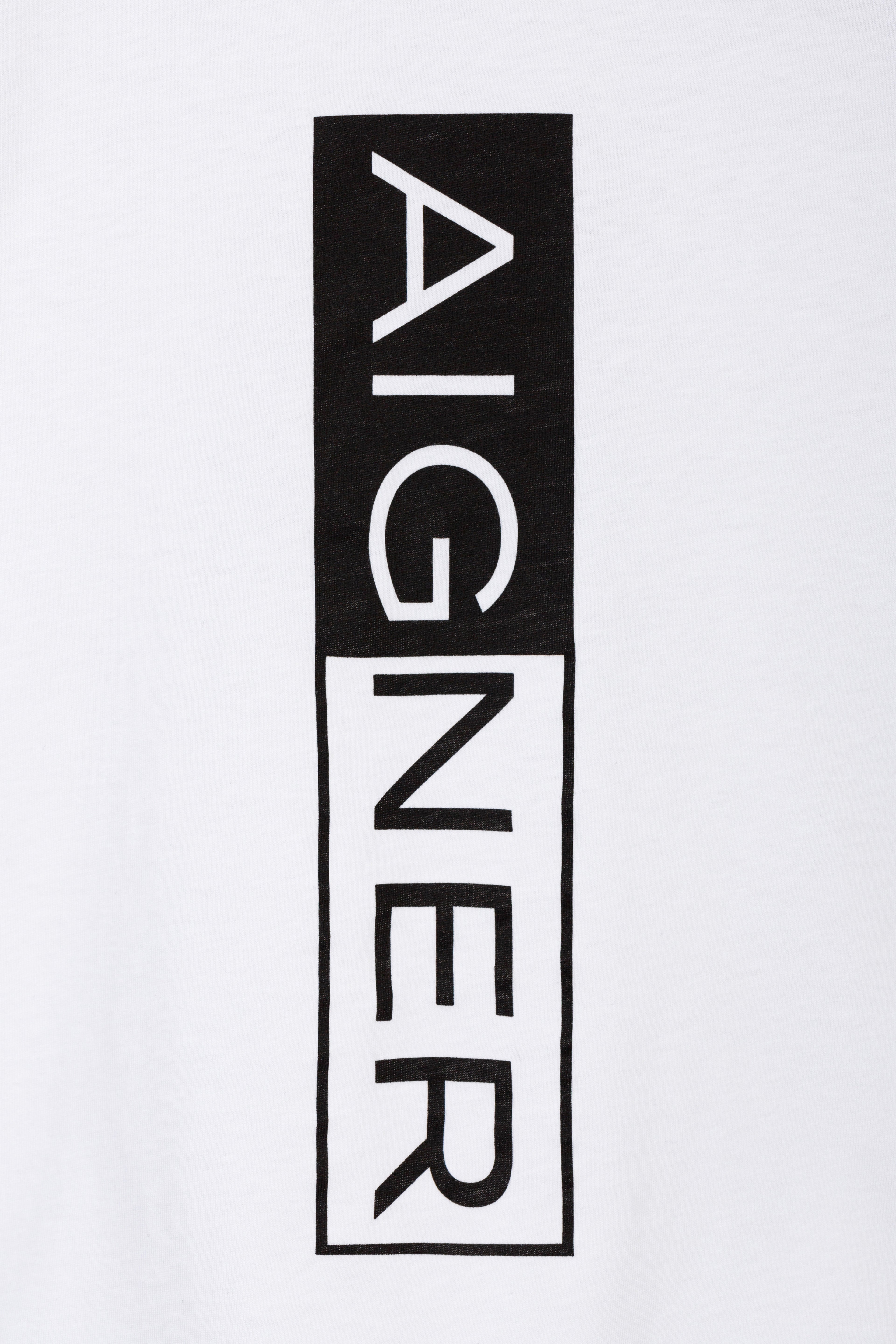 Aigner Kids Boy's White T-Shirt | GCC | Kids and Teens | Kids and Teens Boy Tops | Kids and Teens Tops | Kids Boys (3 YRS -16 YRS) | Kids Clothing | Kids Fashion | Kids Teen Collection Aigner Kids Boy's White T-Shirt | GCC | Kids and Teens | Kids and Teens Boy Tops | Kids and Teens Tops | Kids Boys (3 YRS -16 YRS) | Kids Clothing | Kids Fashion | Kids Teen Collection