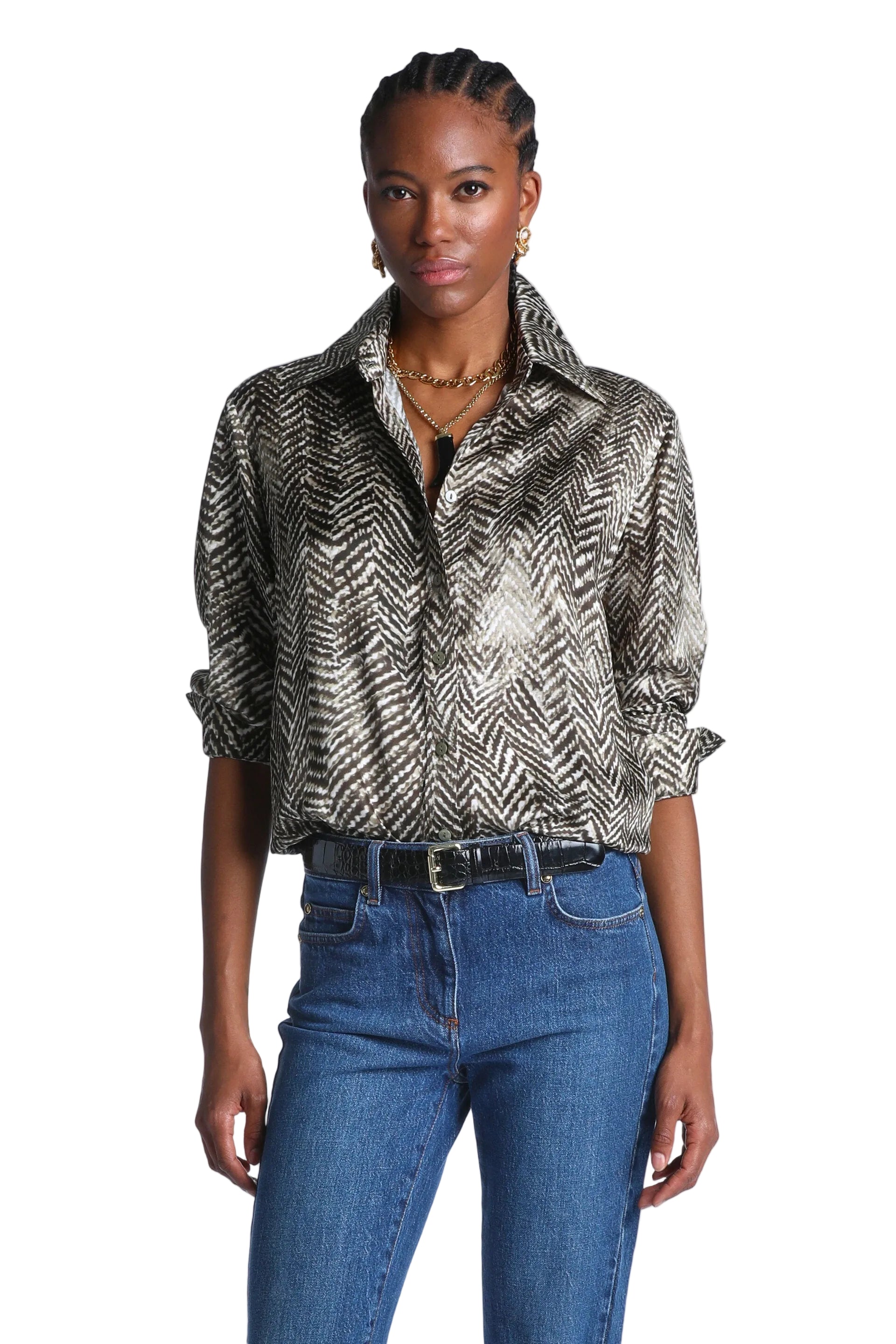 Luisa Spagnoli Lunotto shirt in green and off-white chevron pattern with rolled sleeves and pointed collar.