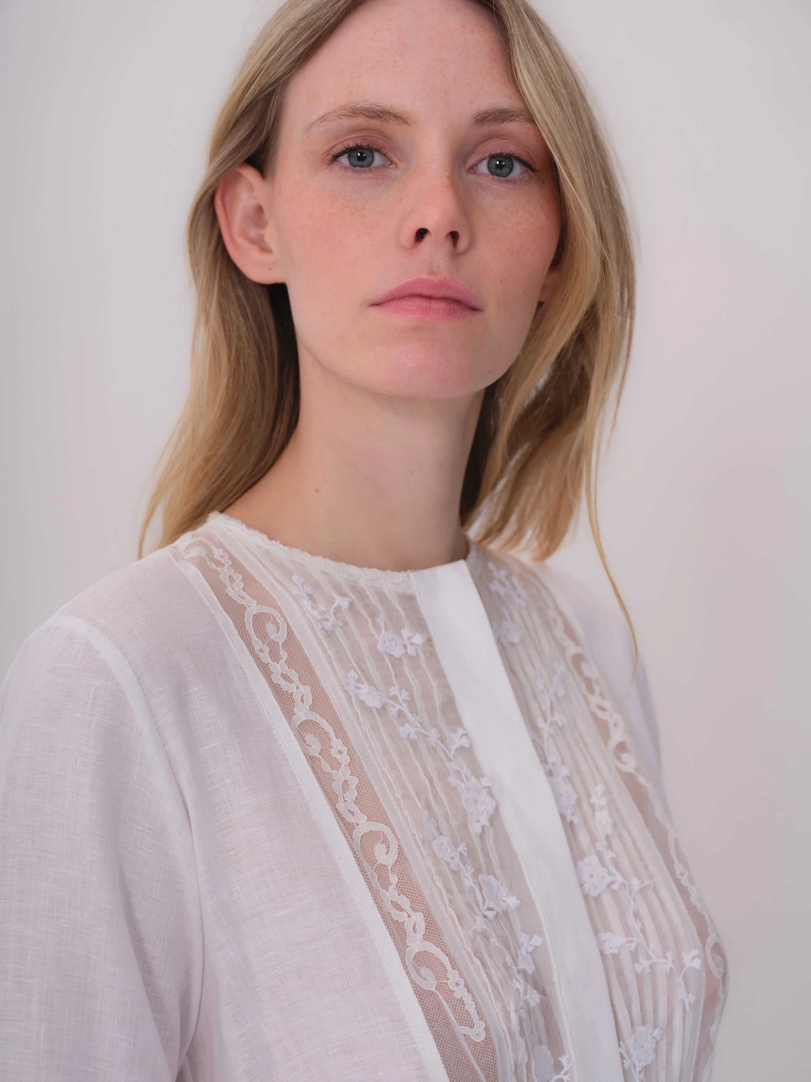Baqa Women's Long-Sleeved Dress with Lace and Pintuck Details
