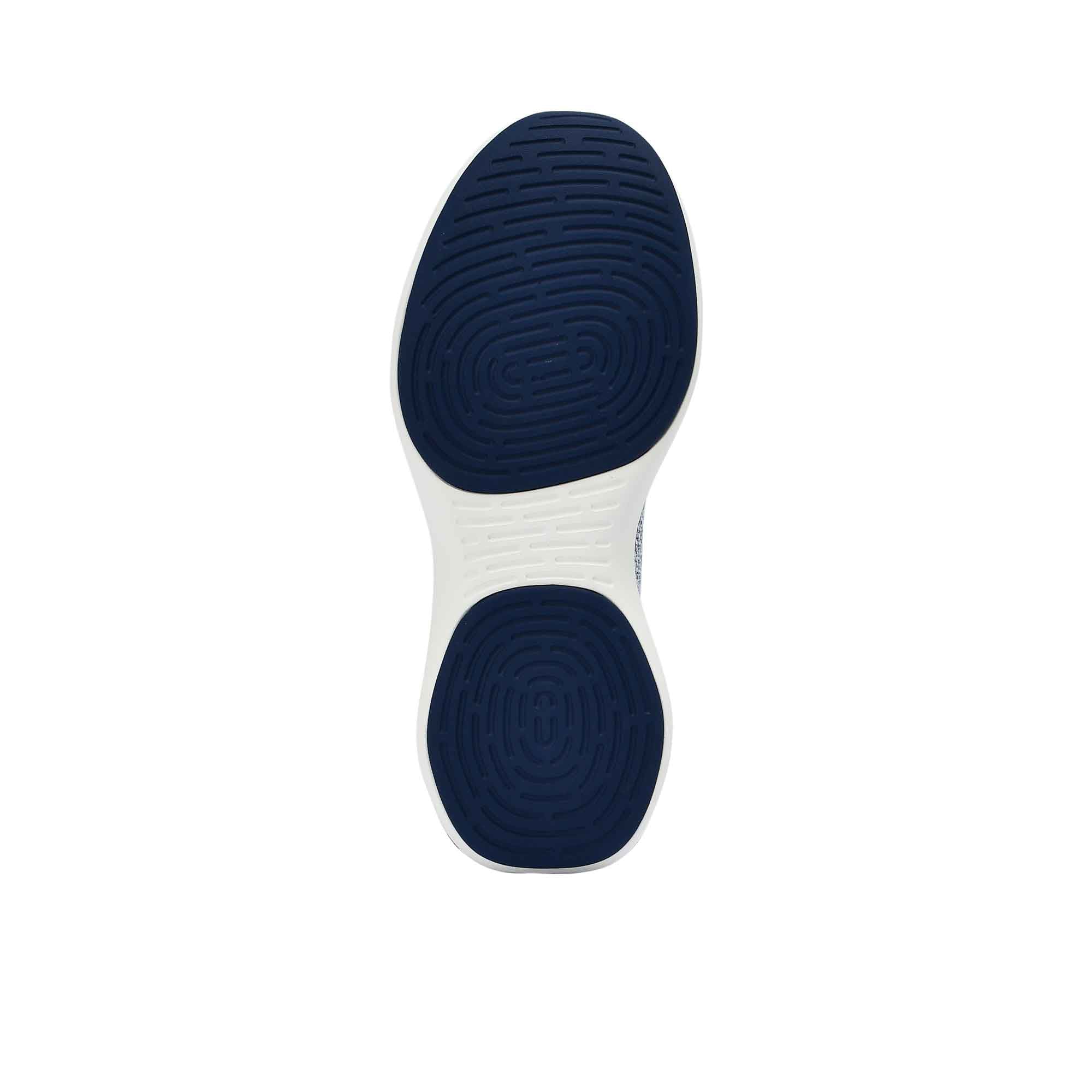 Rear view of the heels of the Allbirds Tree Dasher 2 sneakers, highlighting the flared white midsole and the dark navy heel counters with a white pull tab.