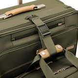Briggs & Riley Baseline Essential Expandable Spinner Luggage
