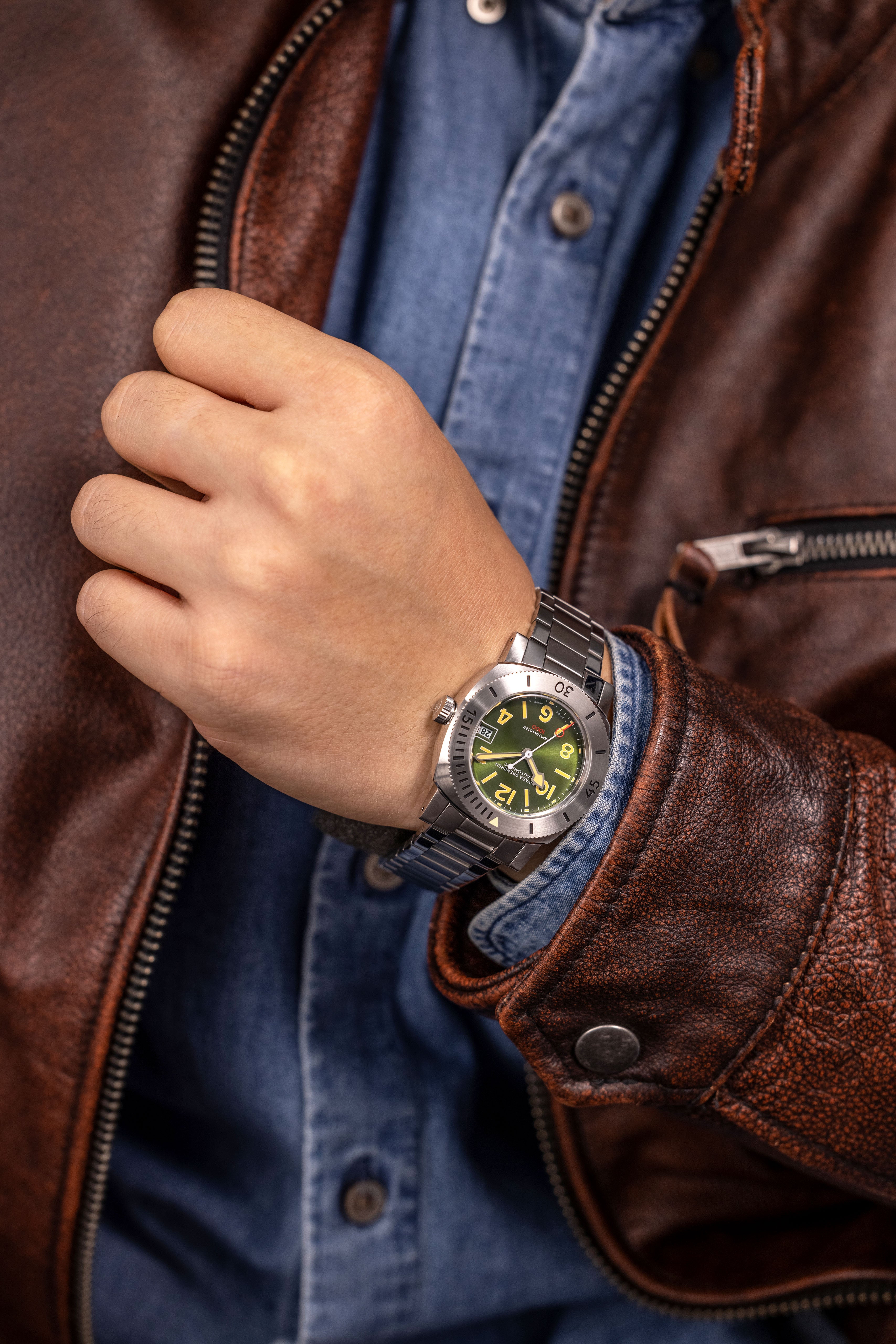 Nivada Grenchen Numerals Date - Depthmaster - 14103A Men's Automatic Watch | Fashion Watches | FYFL | GCC | Men | Mens | Mens Watches | Watches Nivada Grenchen Numerals Date - Depthmaster - 14103A Men's Automatic Watch | Fashion Watches | FYFL | GCC | Men | Mens | Mens Watches | Watches