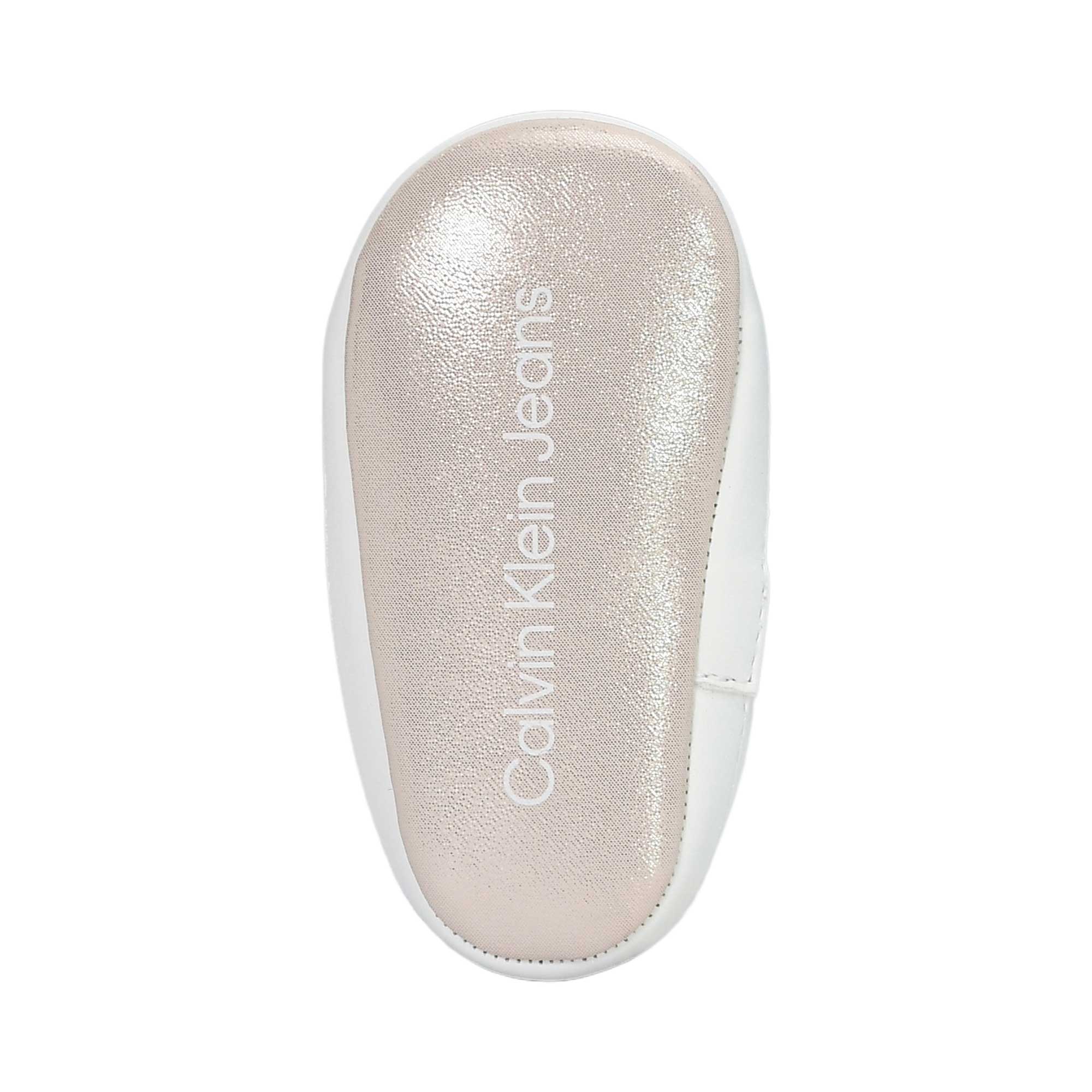 Calvin Klein Kids Girl's White & Pink Sneaker | Footwear | Kids and Teens | Kids and Teens Girl Shoes | Kids and Teens Shoes | Kids and Teens Sneakers | Kids Fashion | Kids Girls (3 YRS -16 YRS) | Kids Teen Collection | Trainers Calvin Klein Kids Girl's White & Pink Sneaker | Footwear | Kids and Teens | Kids and Teens Girl Shoes | Kids and Teens Shoes | Kids and Teens Sneakers | Kids Fashion | Kids Girls (3 YRS -16 YRS) | Kids Teen Collection | Trainers