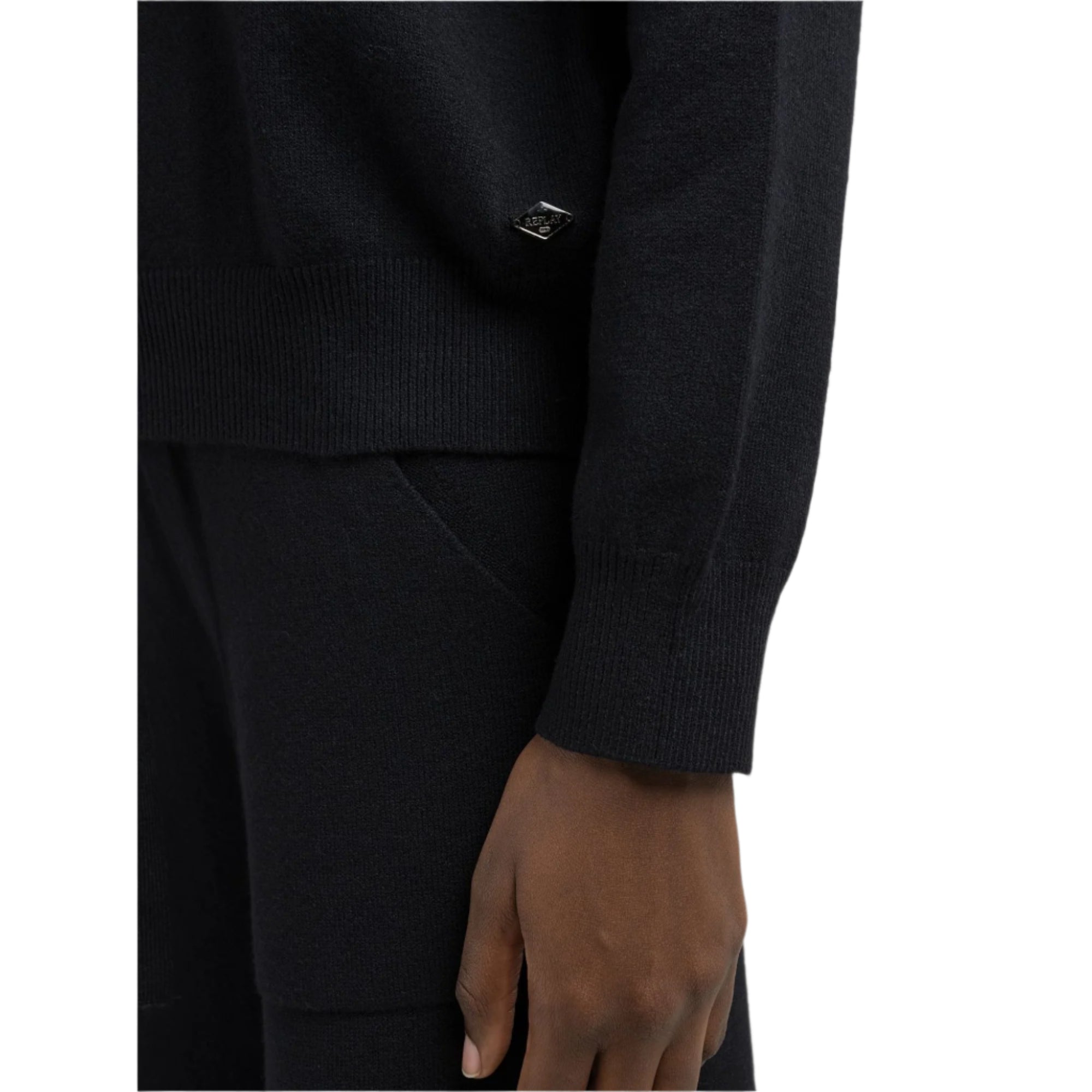 Replay Women's Round-Neck Sweater | Clothing | GCC | Women | Women All Clothing | Women Knitwear & sweater | Womens | Womens Fashion Replay Women's Round-Neck Sweater | Clothing | GCC | Women | Women All Clothing | Women Knitwear & sweater | Womens | Womens Fashion