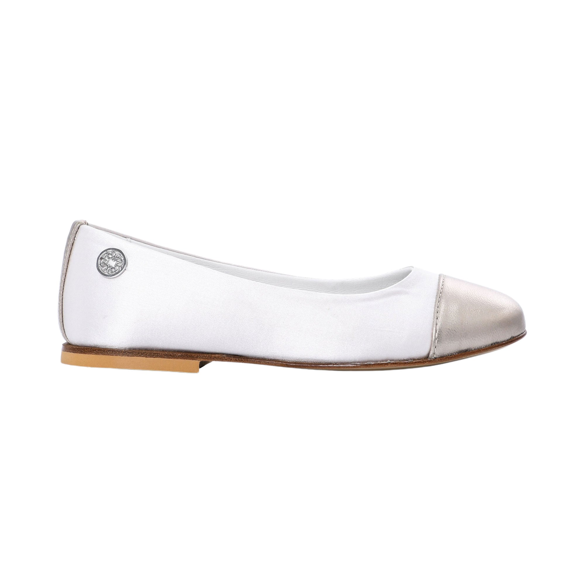Elie Saab Kids Girl's White & Gold Ballerina | Ballerina | Ballet Shoes | GCC | Kids and Teens | Kids and Teens Ballerinas | Kids and Teens Girl Ballerinas | Kids and Teens Shoes | Kids Fashion | Kids Girls (3 YRS -16 YRS) | Kids Teen Collection Elie Saab Kids Girl's White & Gold Ballerina | Ballerina | Ballet Shoes | GCC | Kids and Teens | Kids and Teens Ballerinas | Kids and Teens Girl Ballerinas | Kids and Teens Shoes | Kids Fashion | Kids Girls (3 YRS -16 YRS) | Kids Teen Collection