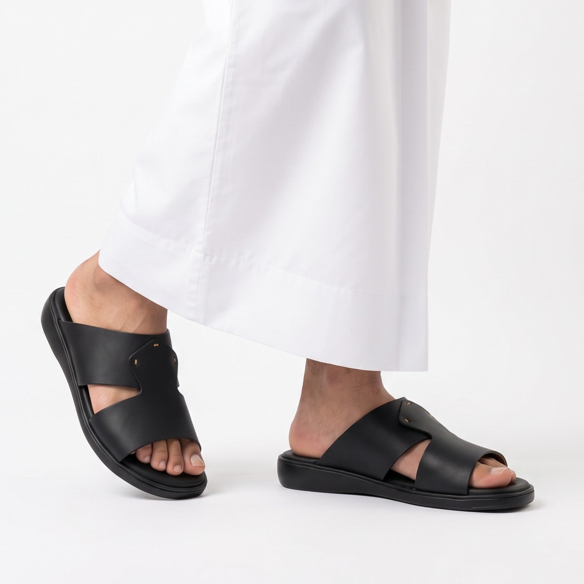Fares Kids Boy's Junior Gommato Open-Toe Arabic Black Sandals
