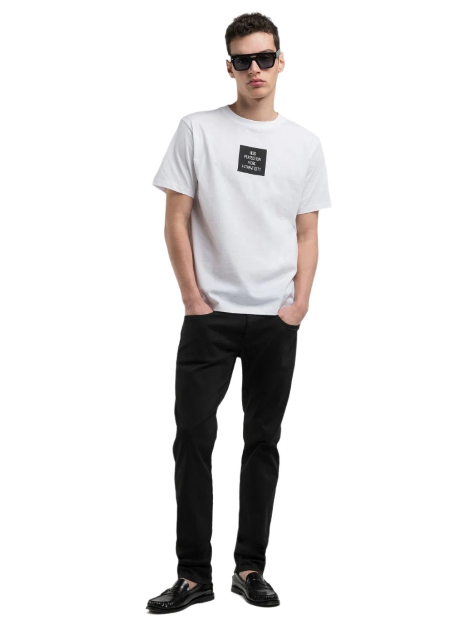 Replay Men's Printed Jersey T-shirt | All Clothing | GCC | Men | Mens | Mens Fashion | Spring Festival | Tops & T-Shirts Replay Men's Printed Jersey T-shirt | All Clothing | GCC | Men | Mens | Mens Fashion | Spring Festival | Tops & T-Shirts