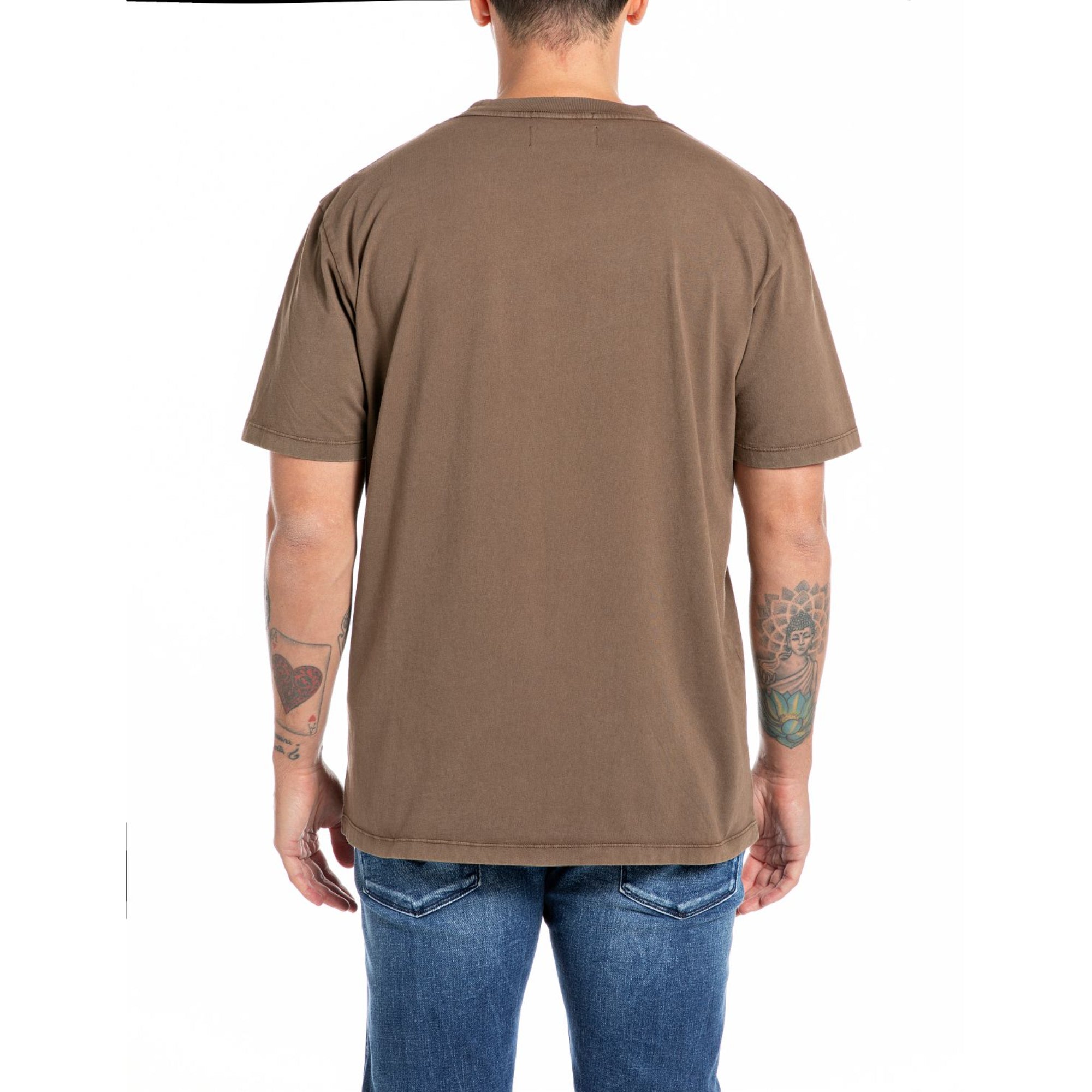 Replay Men's T-shirt With Breast Pocket | All Clothing | GCC | Men | Mens | Mens Fashion | Tops & T-Shirts Replay Men's T-shirt With Breast Pocket | All Clothing | GCC | Men | Mens | Mens Fashion | Tops & T-Shirts