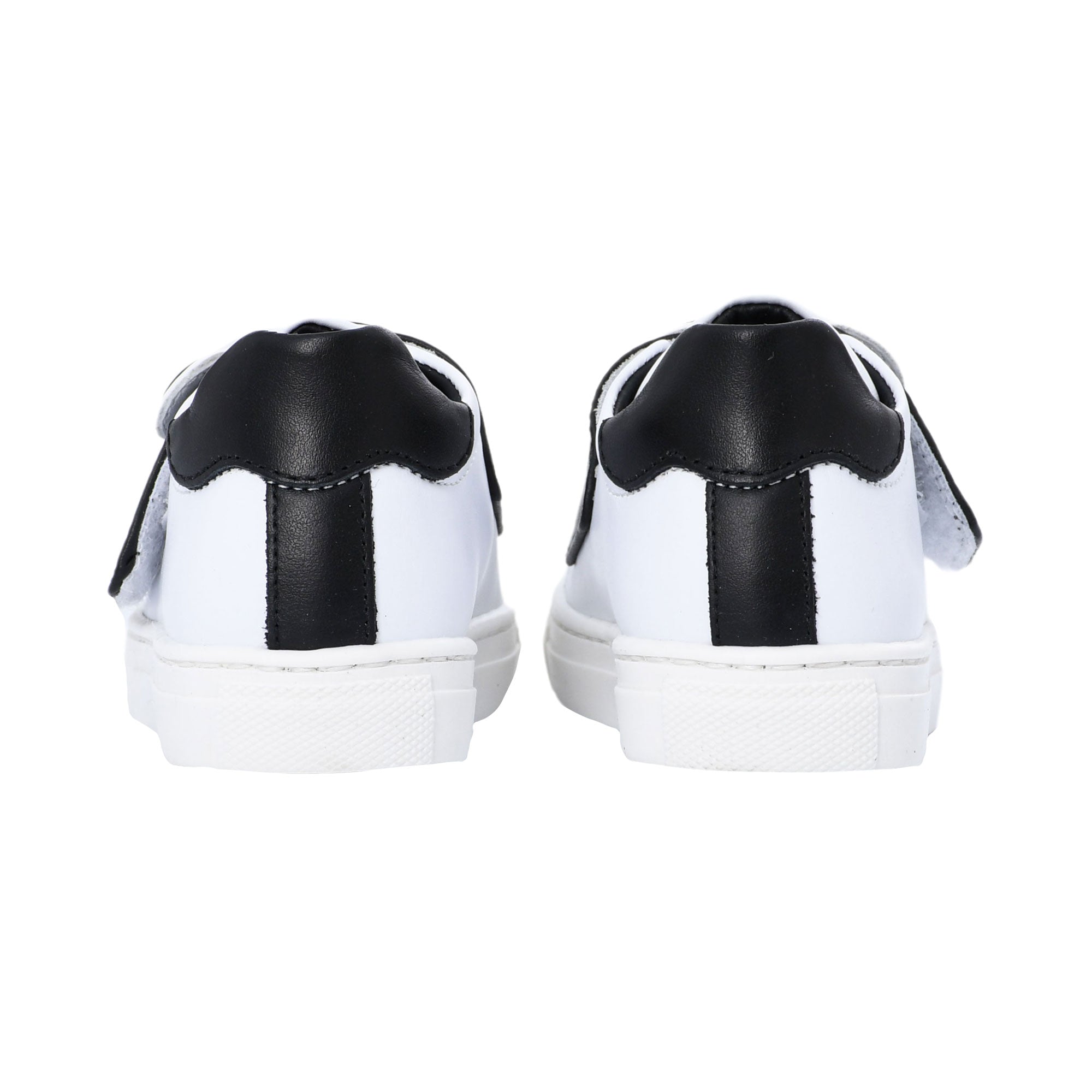 Moschino Kids Baby Boy's White & Black Sneaker | Baby | Baby Boy (9M - 36M) | Baby Collection | Baby Shoes | GCC | Kids and Teens Boy Sneakers | Kids and Teens Sneakers | Kids Boys (3 YRS -16 YRS) Moschino Kids Baby Boy's White & Black Sneaker | Baby | Baby Boy (9M - 36M) | Baby Collection | Baby Shoes | GCC | Kids and Teens Boy Sneakers | Kids and Teens Sneakers | Kids Boys (3 YRS -16 YRS)