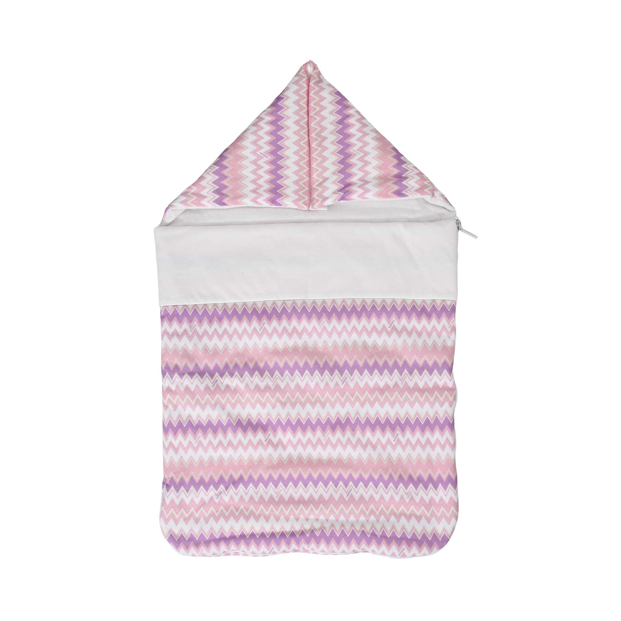 Missoni Kids White/Pink Baby Nest with zigzag pattern – Order Online Today