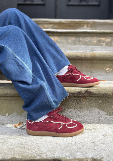 FOOTWEAR