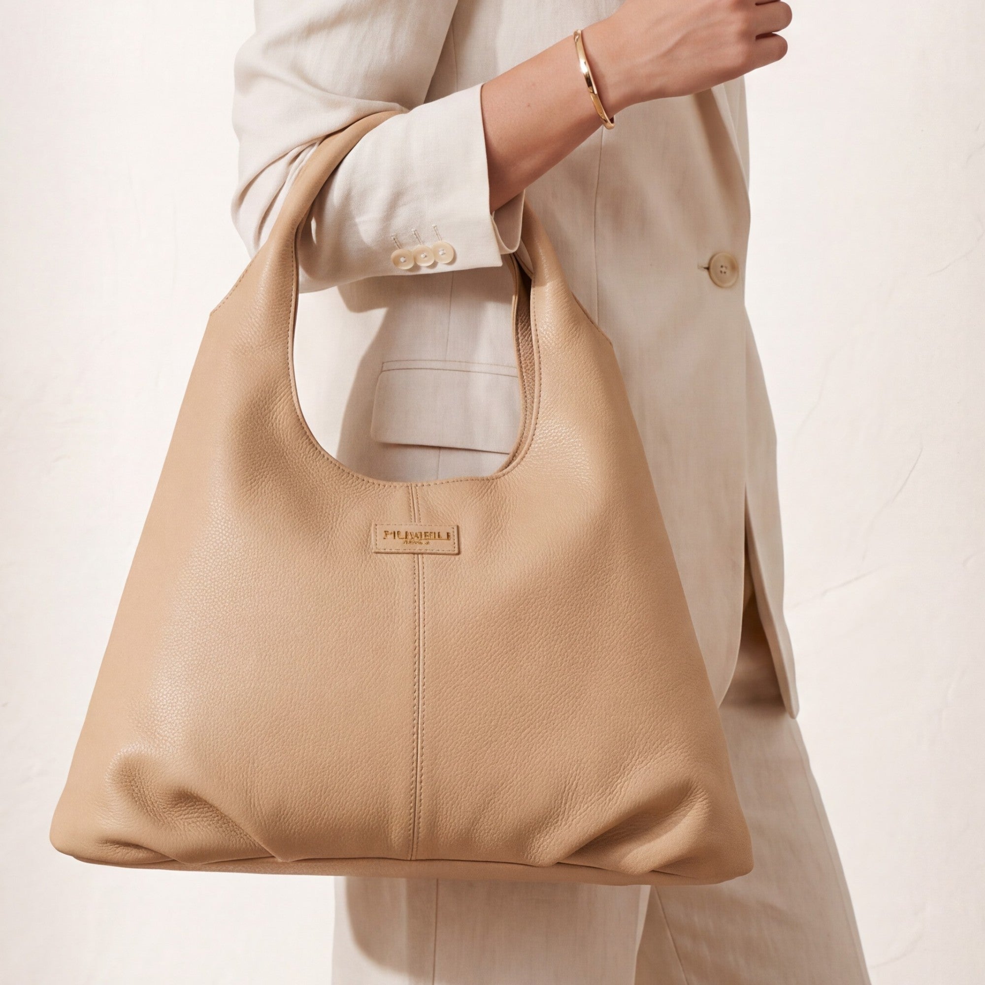 Piumelli Hobo Women Bag