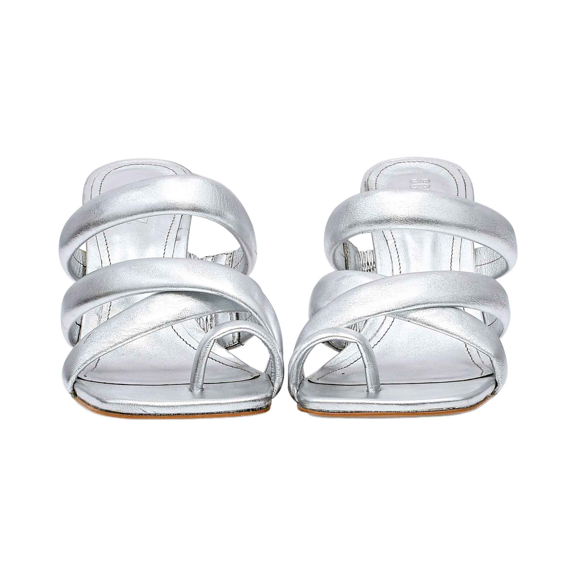Schutz Women's Medium Heel Sandal Prata | GCC | Sandal | Sandals | Women | women all shoes | Women All Shoes Sandals | Womens Schutz Women's Medium Heel Sandal Prata | GCC | Sandal | Sandals | Women | women all shoes | Women All Shoes Sandals | Womens