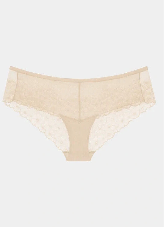Triumph Bright Spotlight light beige hipster panty product-only view, highlighting the floral lace pattern and flat-processed edges. Shop Now Online