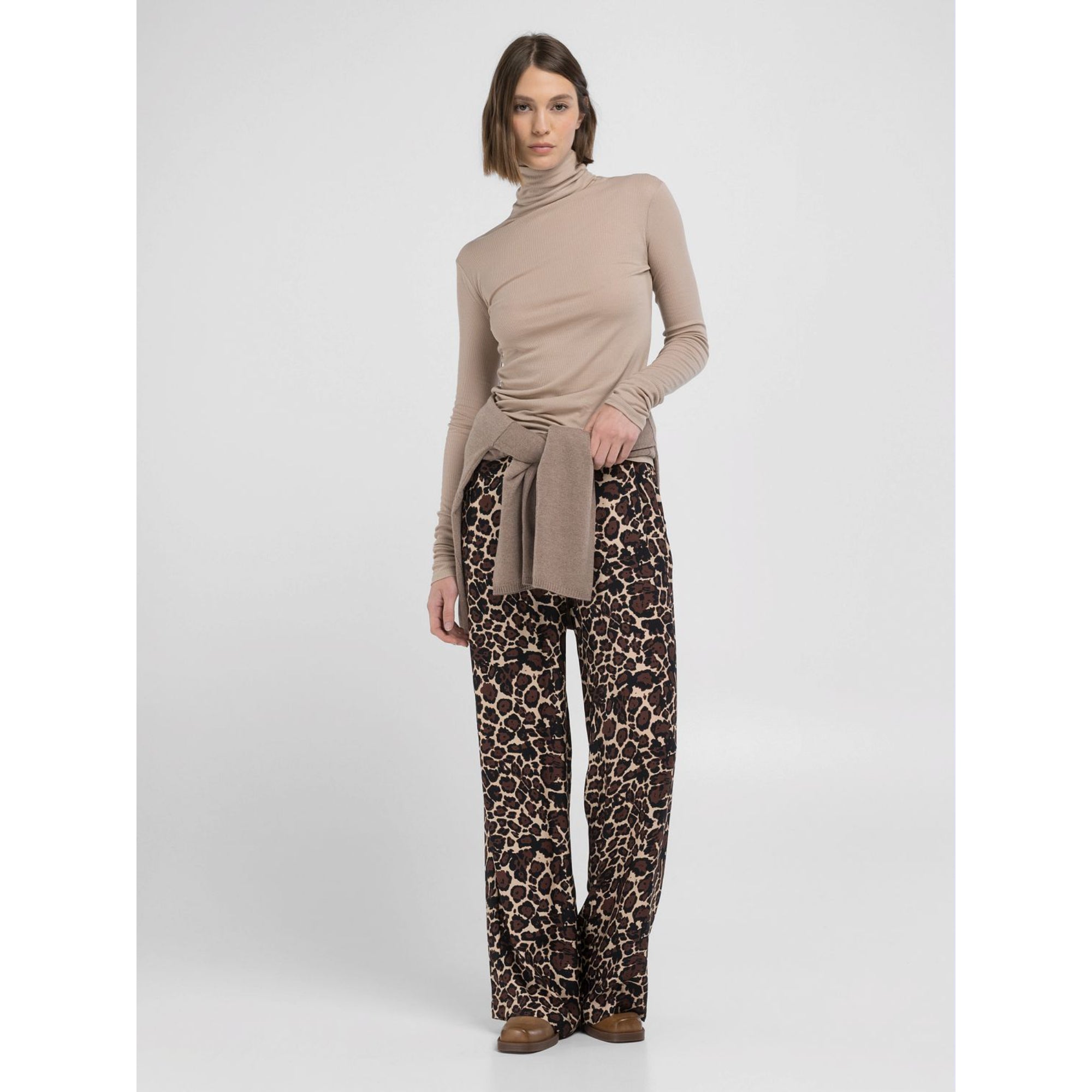 Replay Women's Slim Fit Top with Long Sleeve and Hight Neck | Clothing | GCC | Winter 2024 | Women | Women All Clothing | Women All Clothing Tops | Womens | Womens Fashion Replay Women's Slim Fit Top with Long Sleeve and Hight Neck | Clothing | GCC | Winter 2024 | Women | Women All Clothing | Women All Clothing Tops | Womens | Womens Fashion