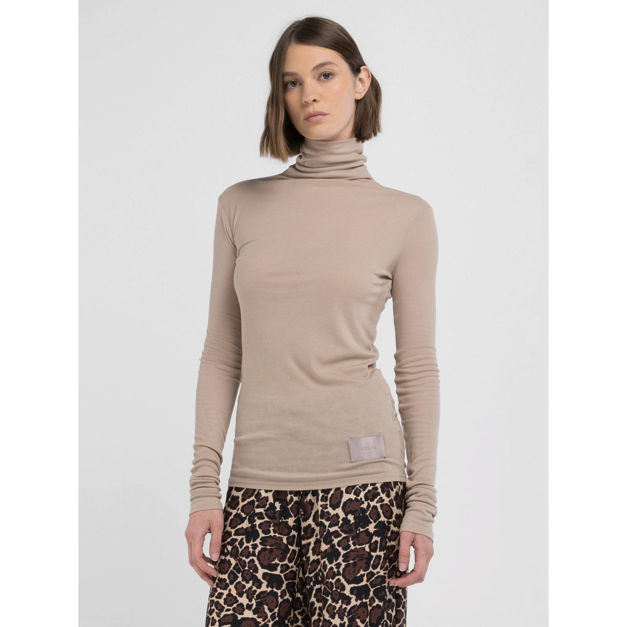 Replay Women's Slim Fit Top with Long Sleeve and Hight Neck | Clothing | GCC | Winter 2024 | Women | Women All Clothing | Women All Clothing Tops | Womens | Womens Fashion Replay Women's Slim Fit Top with Long Sleeve and Hight Neck | Clothing | GCC | Winter 2024 | Women | Women All Clothing | Women All Clothing Tops | Womens | Womens Fashion