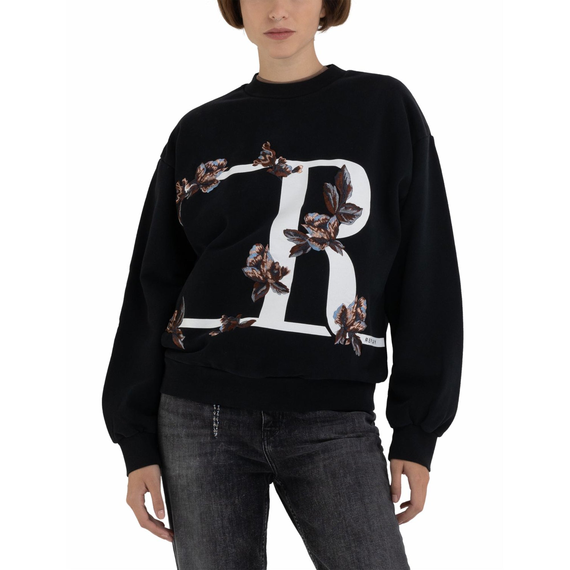 Replay Women's Oversized Sweatshirt with Print | Clothing | GCC | Sweaters and Cardigans | Women | Women All Clothing | Women All Clothing Hoodies & Sweatshirts | Womens | Womens Fashion Replay Women's Oversized Sweatshirt with Print | Clothing | GCC | Sweaters and Cardigans | Women | Women All Clothing | Women All Clothing Hoodies & Sweatshirts | Womens | Womens Fashion