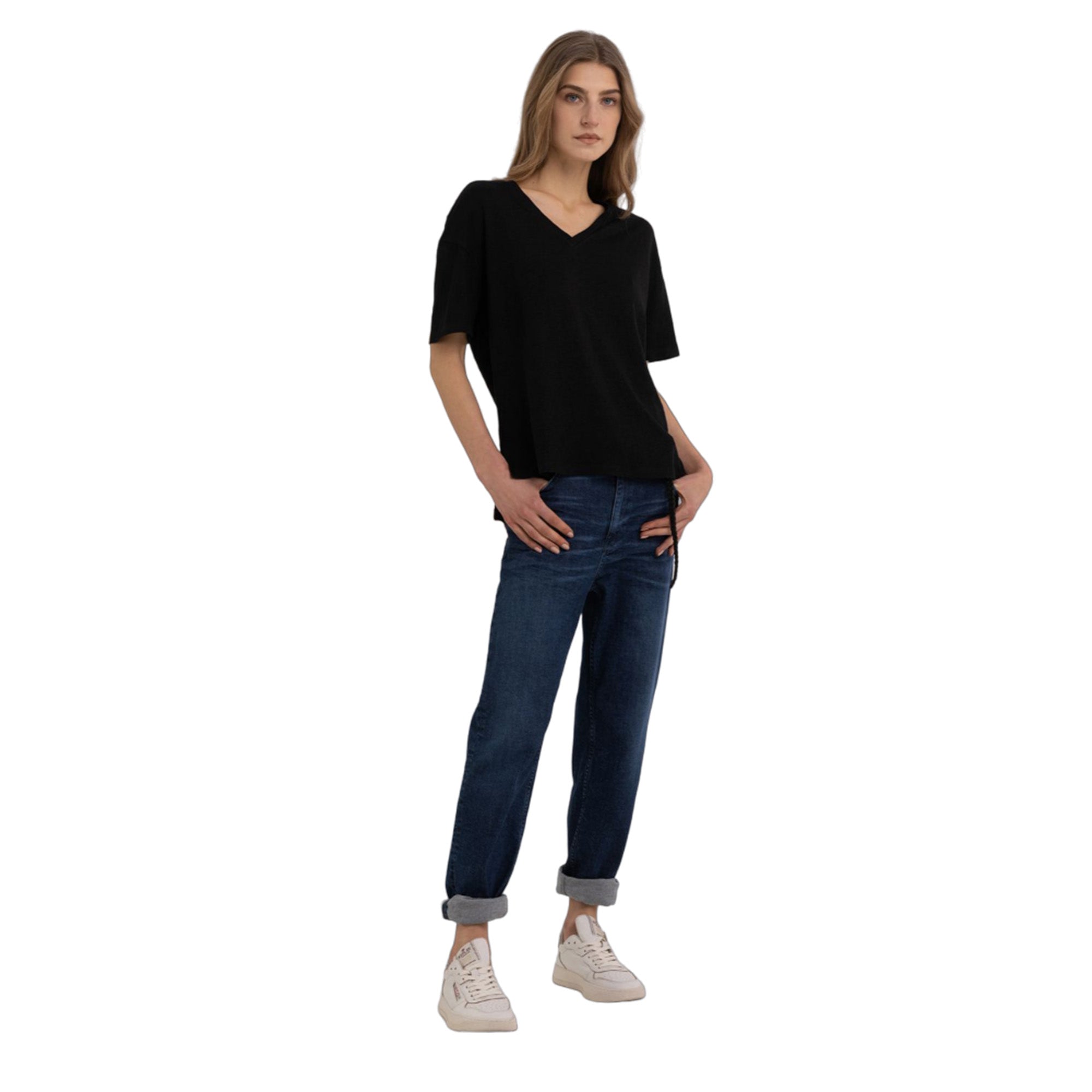 Replay Women's V-neck T-shirt in Stretch Linen | Clothing | GCC | Women | Women All Clothing | Women T-Shirts | Womens | Womens Fashion Replay Women's V-neck T-shirt in Stretch Linen | Clothing | GCC | Women | Women All Clothing | Women T-Shirts | Womens | Womens Fashion