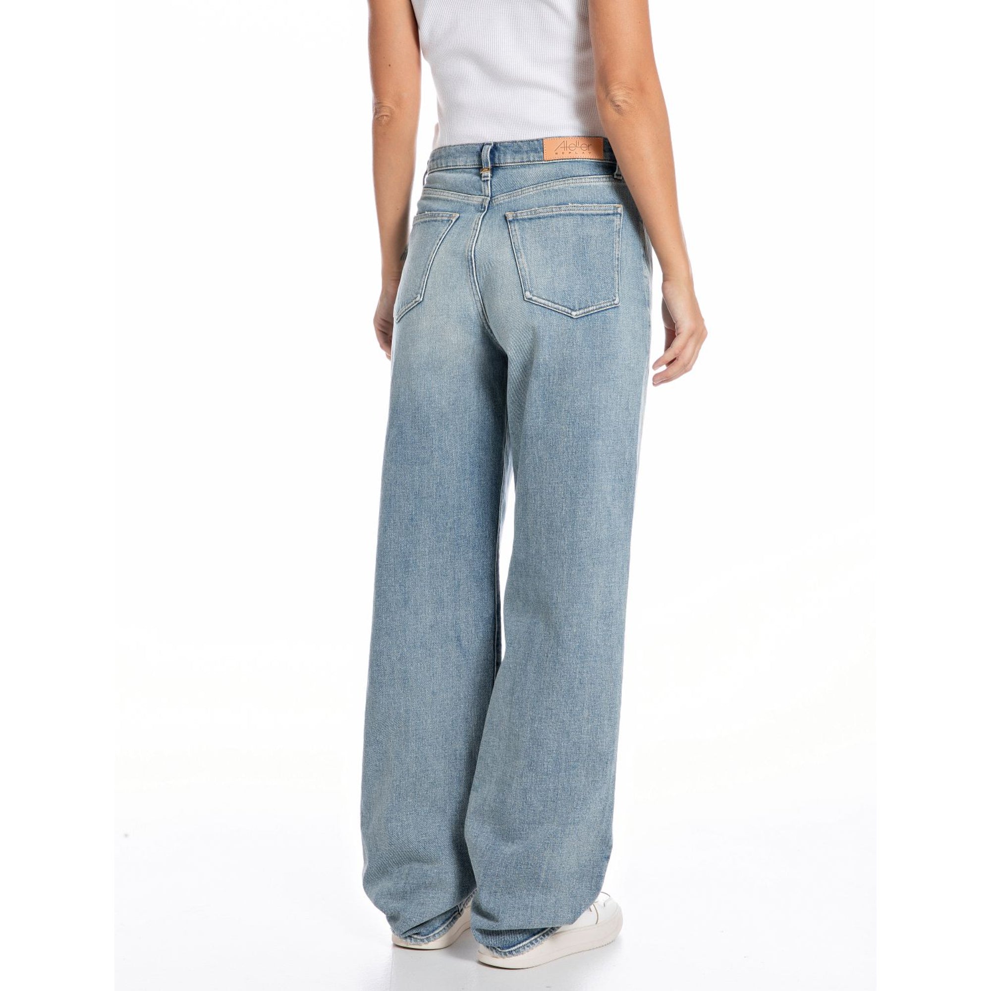 Replay Women's Atelier Replay Carrot fit jeans | Clothing | GCC | Women | Women All Clothing Denim | Womens | Womens Fashion Replay Women's Atelier Replay Carrot fit jeans | Clothing | GCC | Women | Women All Clothing Denim | Womens | Womens Fashion