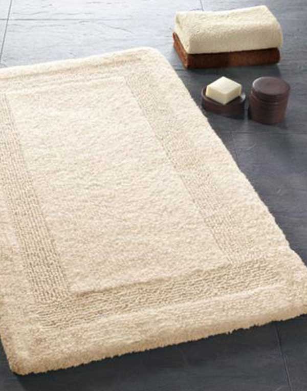 Kleine Wolke Bath Rug