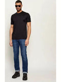Crewneck T-shirt in midnight blue with short sleeves and a subtle dark logo on the left chest.
