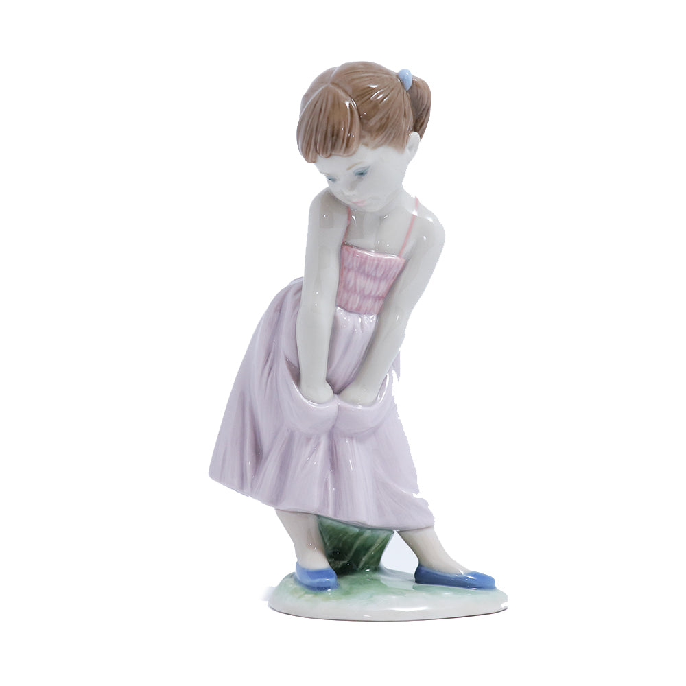 Lladro Sweet Shyness | Accessories Lladro Sweet Shyness | Accessories