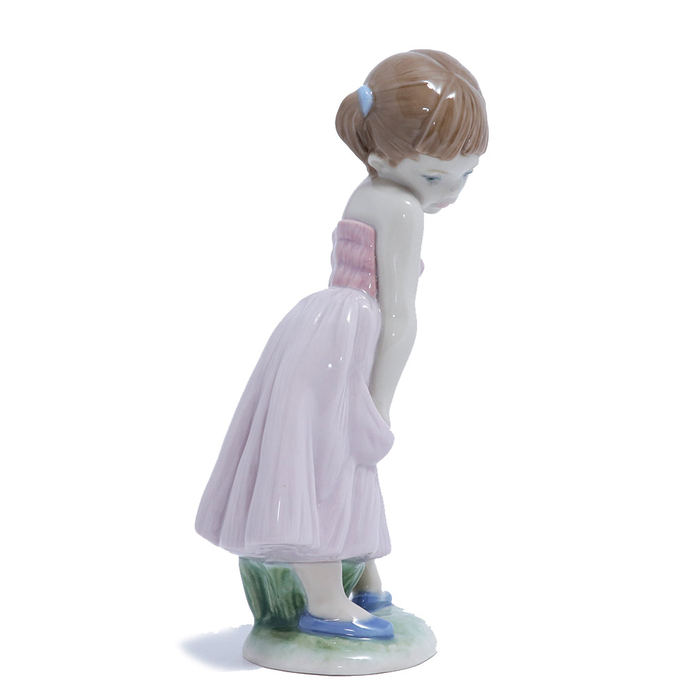 Lladro Sweet Shyness | Accessories Lladro Sweet Shyness | Accessories