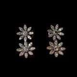 Digo Earring 18 Carat White Gold