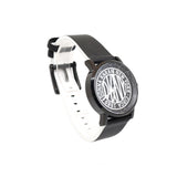ساعة دي كاي ان واي نسائية ذات هيكل اسود من الستانلس ستسل مع مينا سوداء و بيضاء و حزام جلد اسود