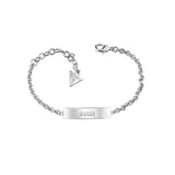 Guessسوار لوحة فضية اللون مع شعار Guess