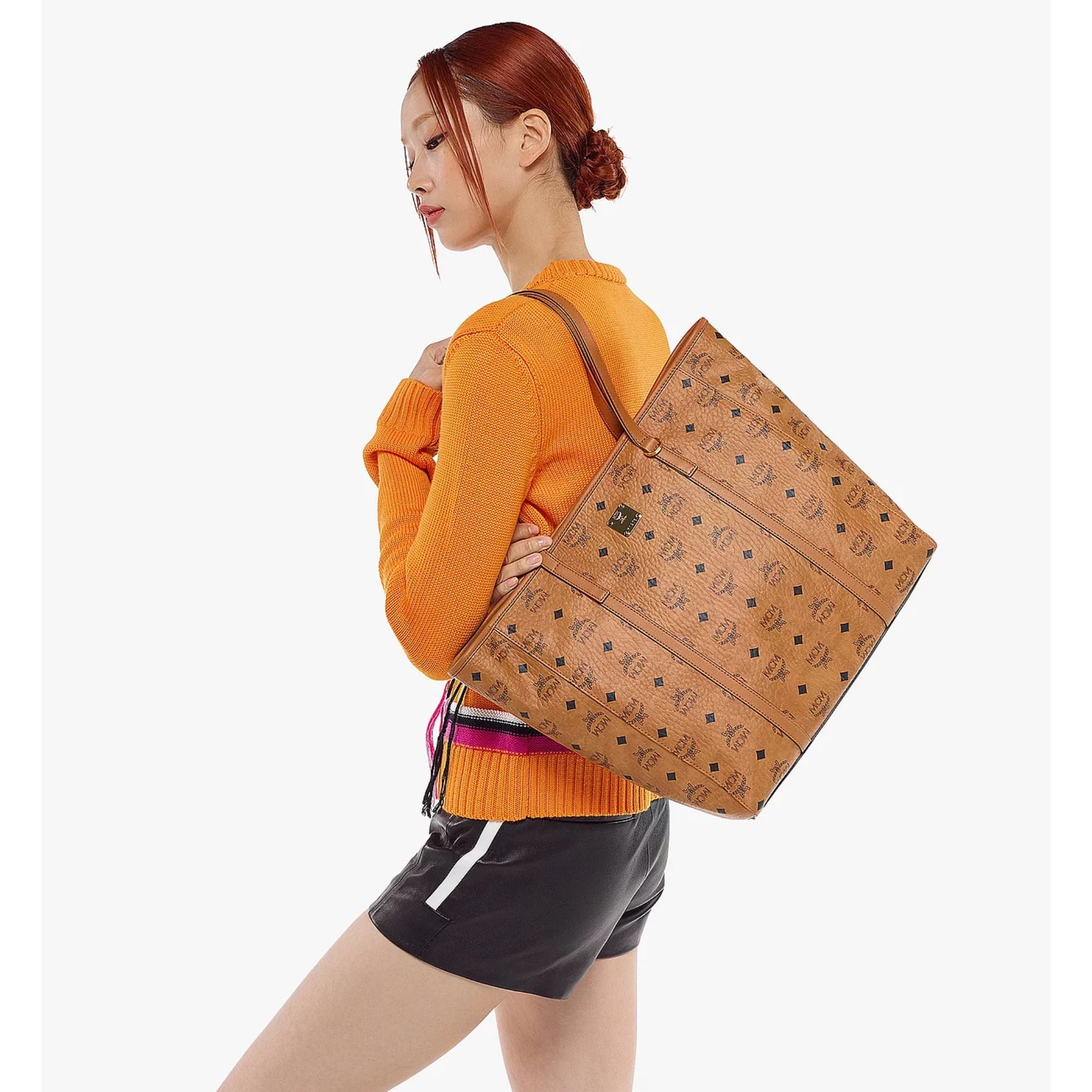 MCM Toni Top-Zip Shopper in Visetos MCM Toni Top-Zip Shopper in Visetos
