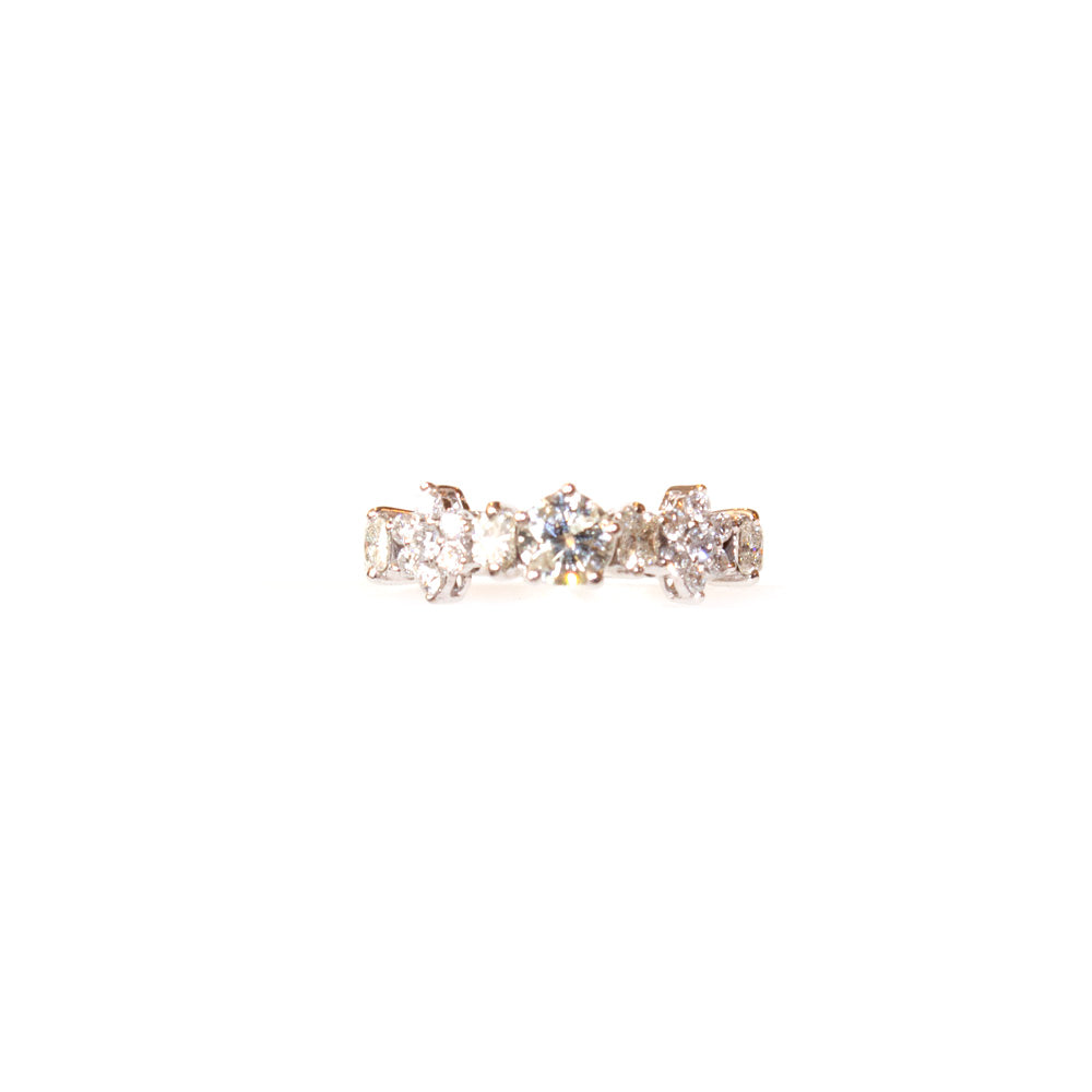 Ouzounian Ring 18 Carat White Gold With Diamond Size 6