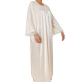 سالي بوبي ثوب نوم ساتان لون كريمي مقاس L