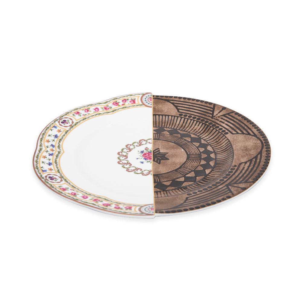 Seletti Hybridhobyo Dinner Plate In Porcelain 27.5 Cm H 2.3 | Dinnerware | Spring Festival Seletti Hybridhobyo Dinner Plate In Porcelain 27.5 Cm H 2.3 | Dinnerware | Spring Festival