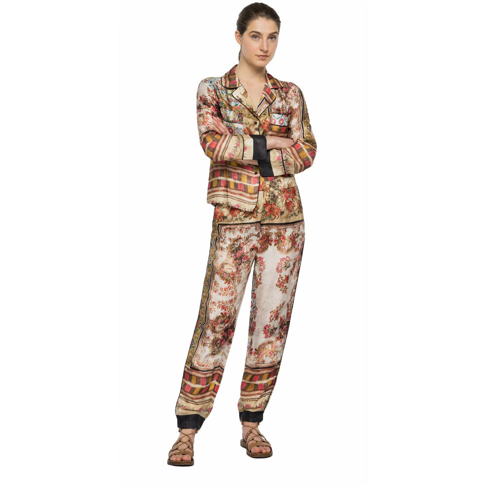 Replay Women's All Over Printed Viscose Satin Pant | Clothing | EID2023 | GCC | Women | Women All Clothing Trousers | Women Pant | Womens | Womens Fashion Replay Women's All Over Printed Viscose Satin Pant | Clothing | EID2023 | GCC | Women | Women All Clothing Trousers | Women Pant | Womens | Womens Fashion