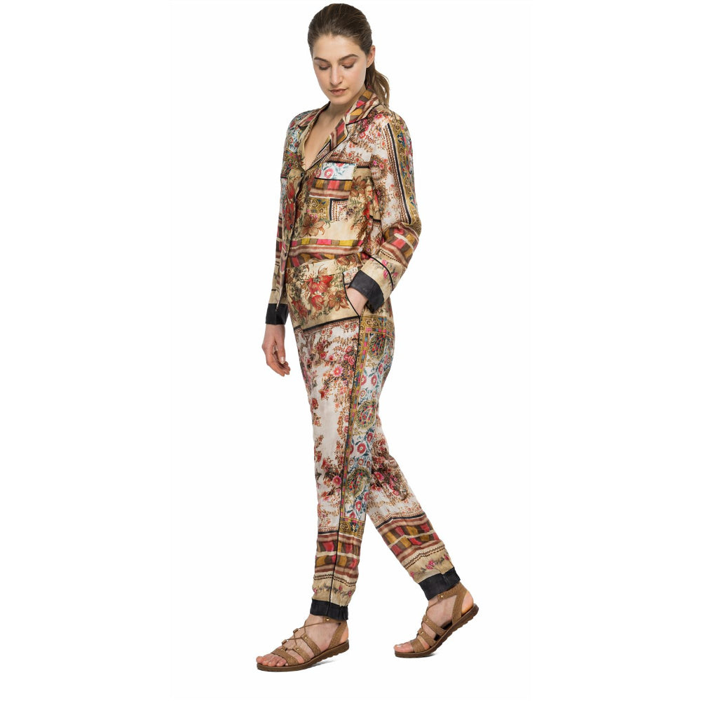 Replay Women's All Over Printed Viscose Satin Pant | Clothing | EID2023 | GCC | Women | Women All Clothing Trousers | Women Pant | Womens | Womens Fashion Replay Women's All Over Printed Viscose Satin Pant | Clothing | EID2023 | GCC | Women | Women All Clothing Trousers | Women Pant | Womens | Womens Fashion
