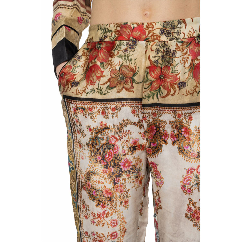 Replay Women's All Over Printed Viscose Satin Pant | Clothing | EID2023 | GCC | Women | Women All Clothing Trousers | Women Pant | Womens | Womens Fashion Replay Women's All Over Printed Viscose Satin Pant | Clothing | EID2023 | GCC | Women | Women All Clothing Trousers | Women Pant | Womens | Womens Fashion