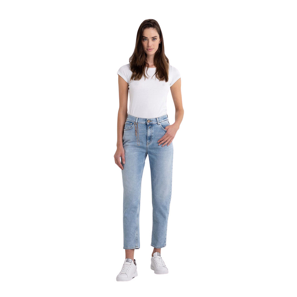 Tapered Fit Kiley Jean | GCC | Women | Women All Clothing Denim | Women Jeans | Womens | Womens Fashion Tapered Fit Kiley Jean | GCC | Women | Women All Clothing Denim | Women Jeans | Womens | Womens Fashion