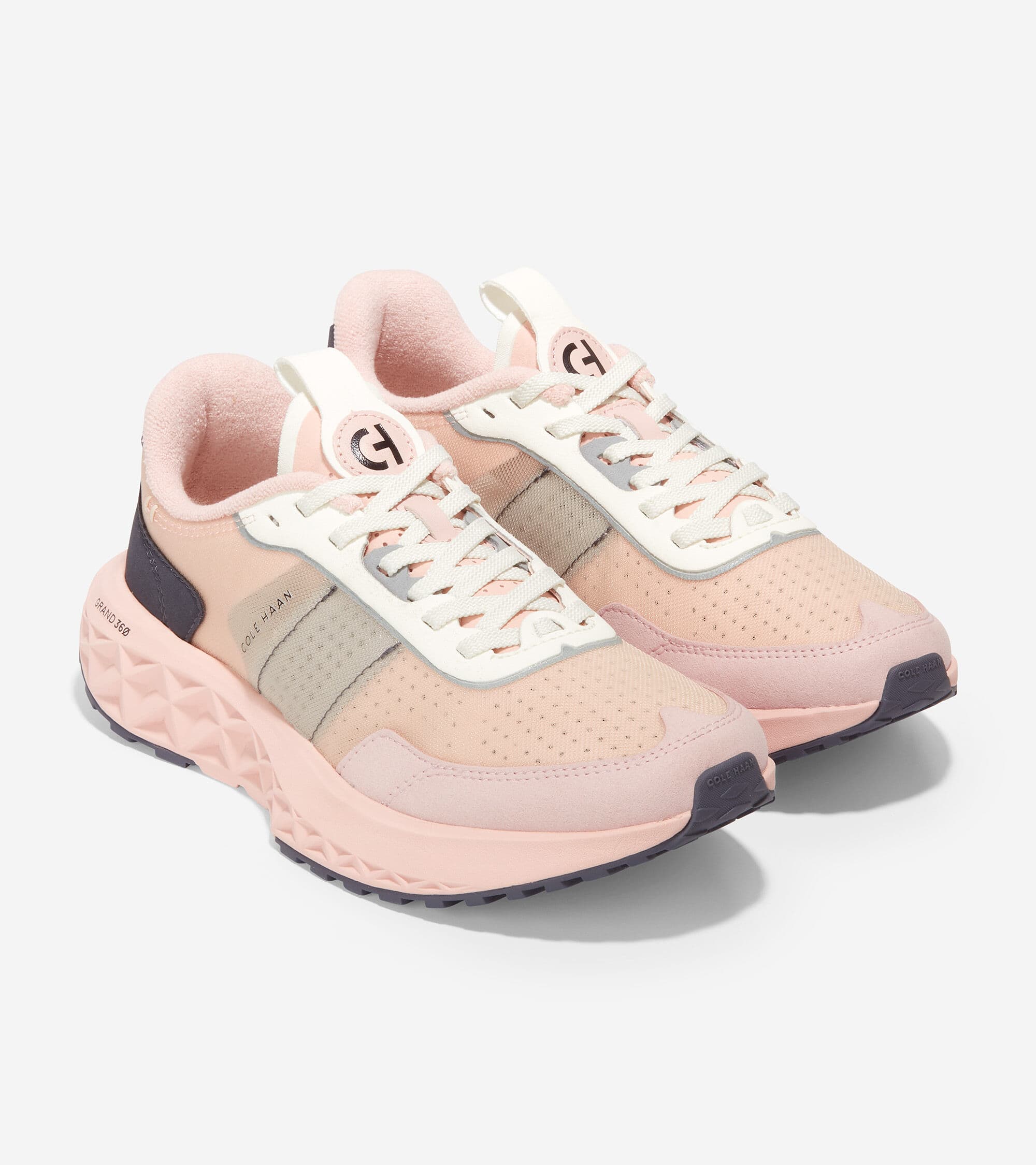 Women's ZERÃ˜GRAND Outpace 3 Running Shoe