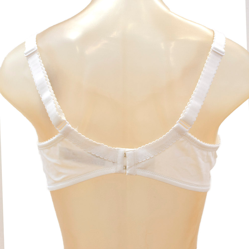 Triumph Delicate Bra | All Lingerie | Bras | Intimates | Lingerie | Our Exclusives | Panty Triumph Delicate Bra | All Lingerie | Bras | Intimates | Lingerie | Our Exclusives | Panty