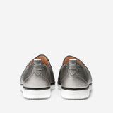 حذاء رياضي كول هان من الطموح  الكبير ومن الجلد المعدني العاج مقاس 6